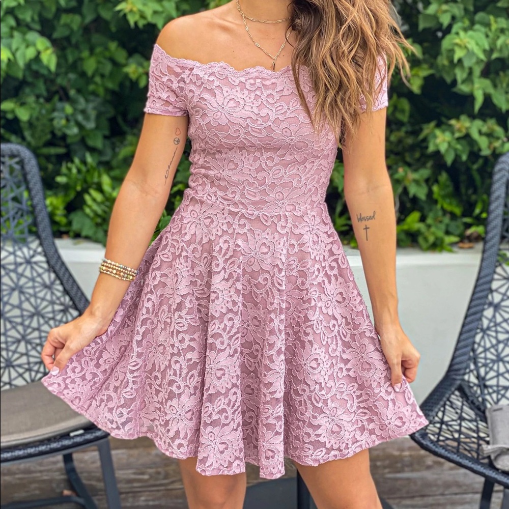 Elegant pink laced dress | prom, homecoming, wedding dress | Windsor